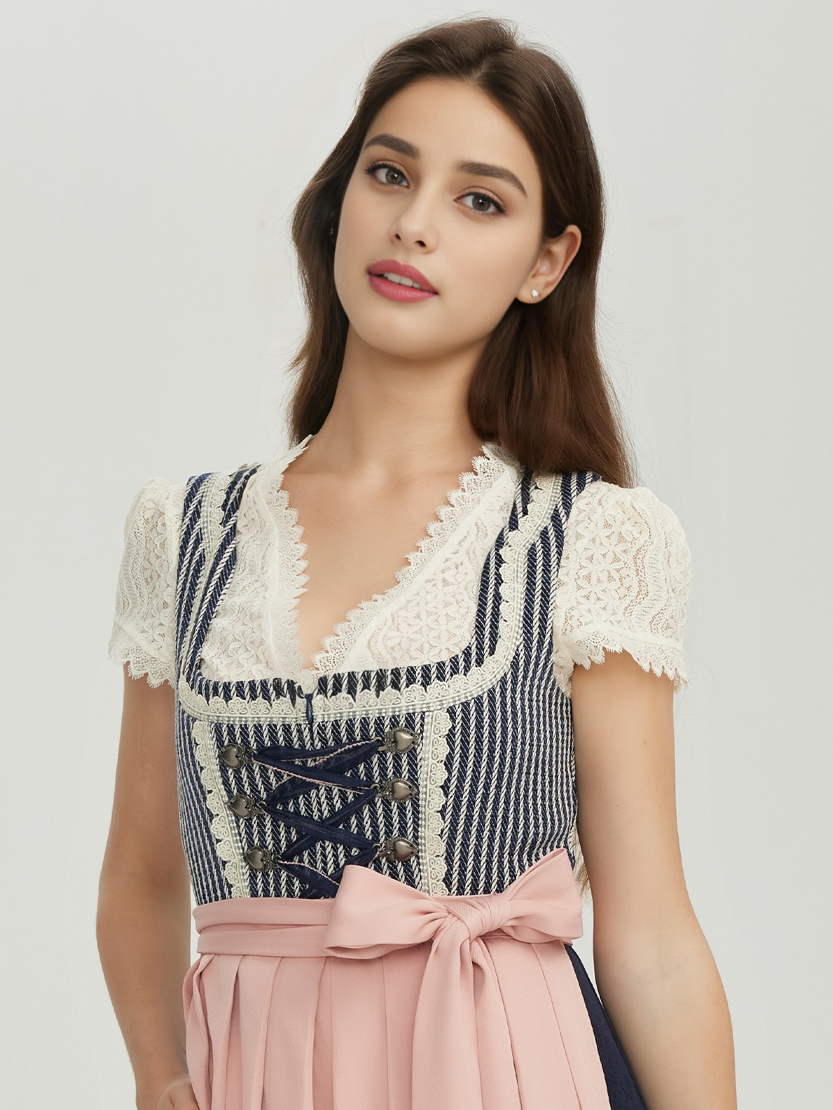 Dirndl mit Reißverschluss