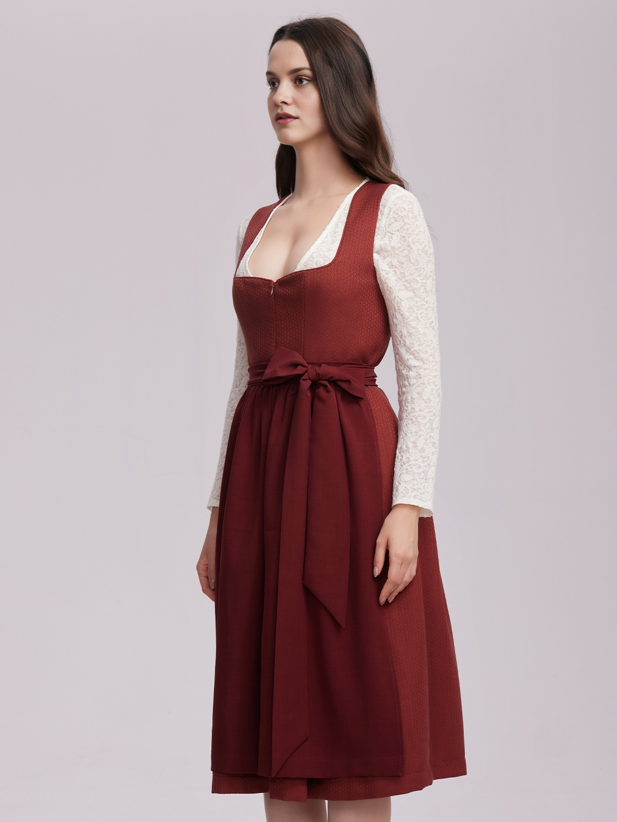 Dirndl in Rot – ein absoluter Hingucker