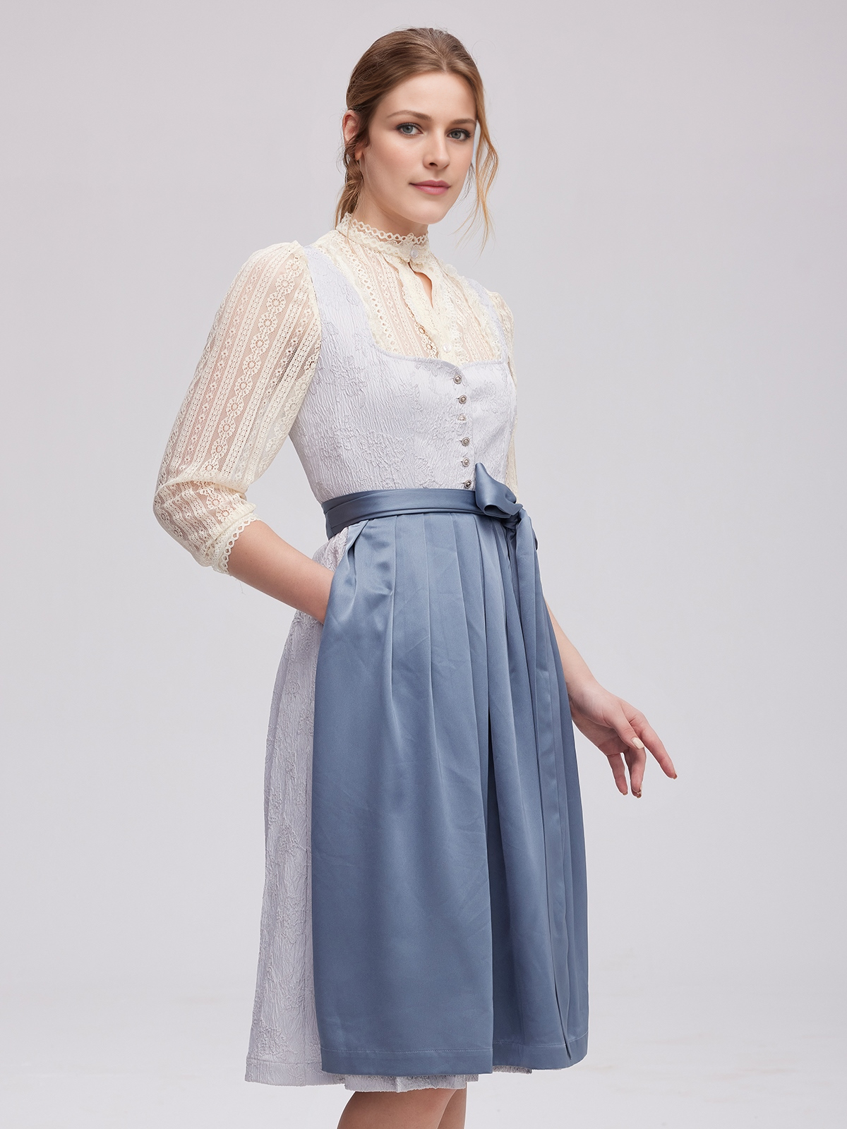 Dirndl mit Hakenverschluss in Blau