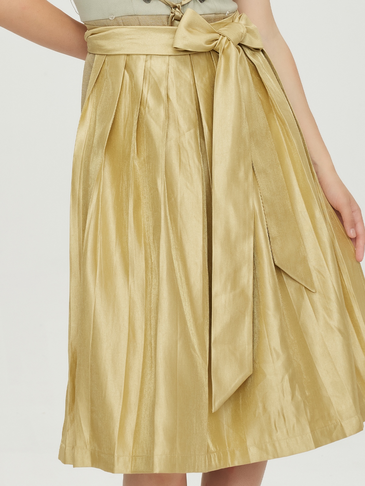 Ehreer Dirndl in Grün – zeitlose Eleganz