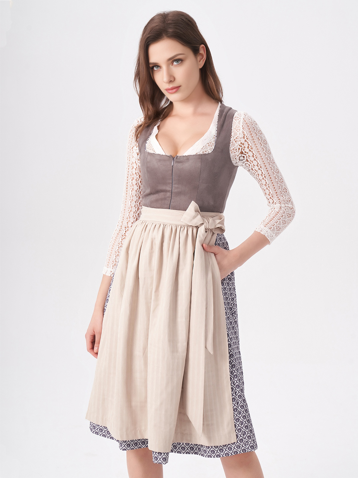 Dirndl Tannengrün in eleganter Ausführung